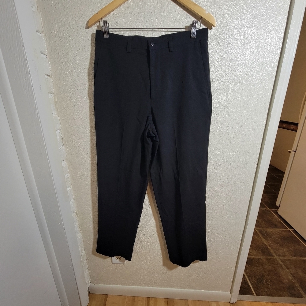 Apt 9. Mens Flat Front Dress Pants Trousers Tapered Leg sz 30x30 Black